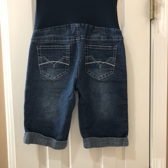 Maternity Bermuda shorts - Picture 2 of 3